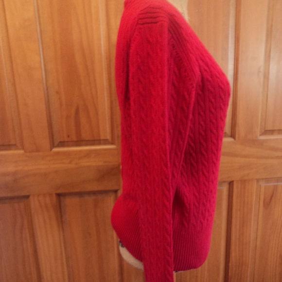 Sweater - Picture 3 of 5